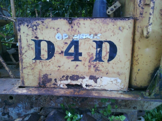 รถแทรกเตอร์CAT  D4D..ตีนเป็ด ฝาบาง เครื่องดีมาก....ใช้งานได้ปกติ