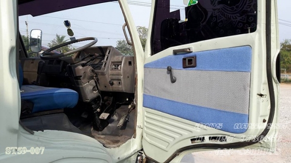 ขายด่วน รถบรรทุก 6 ล้อ HINO FC 120 แรง ราคาสุดคุ้ม ขายด่วน รถบรรทุก 6 ล้อ HINO FC 120 แรง ราคาสุดคุ้ม