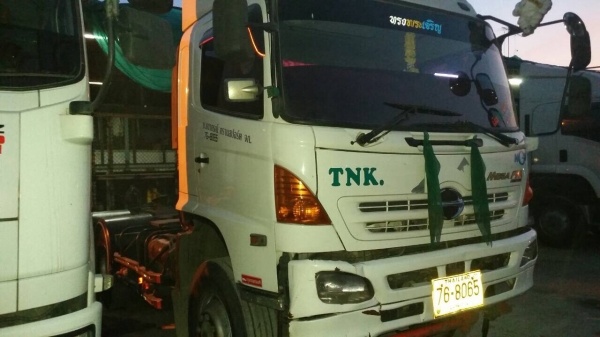 ขายรถบรรทุก 10 ล้อหัวลาก HINO MEGA 320 แรงม้าปี 2549 ราคา 1100000