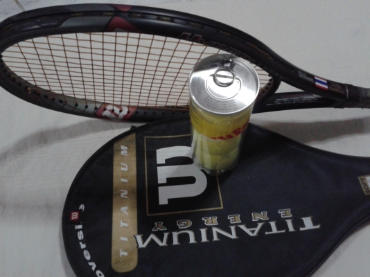 ขายไม้เทนนิส wilson-Dunlop+ลูกใหม่+ถุงซอง ครบชุด