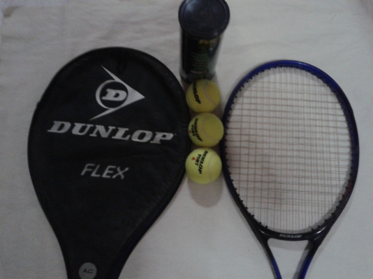 ขายไม้เทนนิส wilson-Dunlop+ลูกใหม่+ถุงซอง ครบชุด