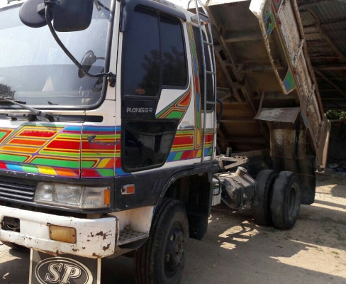 หกล้อ ฮีโน่ KR320 HO7D195ดั้ม5คิว สภาพดีสวยเดิมๆพร้อมใช้ ทะเบียนพร้อมโอน