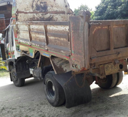 หกล้อ ฮีโน่ KR320 HO7D195ดั้ม5คิว สภาพดีสวยเดิมๆพร้อมใช้ ทะเบียนพร้อมโอน