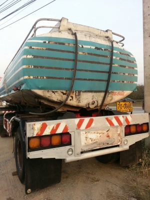 ขายหางพ่วงน้ำมัน 2เพลา ความจุถังละ16,000ลิตร