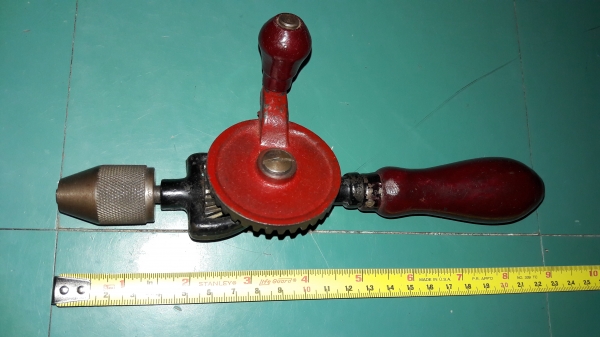 ขวานสว่านมือหมุนขนาดเล็กหายากStanley Made in Usa. ขวานสว่านมือหมุนขนาดเล็กหายากStanley Made in Usa.