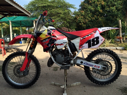 1995 cr125