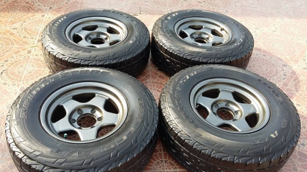 ขายล้อ bradley v สีเทา กัล ขอบ 16 สภาพ 95\% ครับ