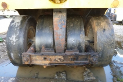 ขายรถบดล้อยาง 9 ล้อ SAKAI พร้อมใช้งาน นำเข้าจากญี่ปุ่น ติดต่อคุณ อิทธิวัฒน์ 095-7467778