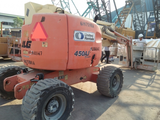 รถกระเช้า JLG Model 450AJ ยกสูงได้ 12 เมตร เครื่องยนต์ดีเซล นำเข้าจากอเมริกา ราคาถูกครับ
