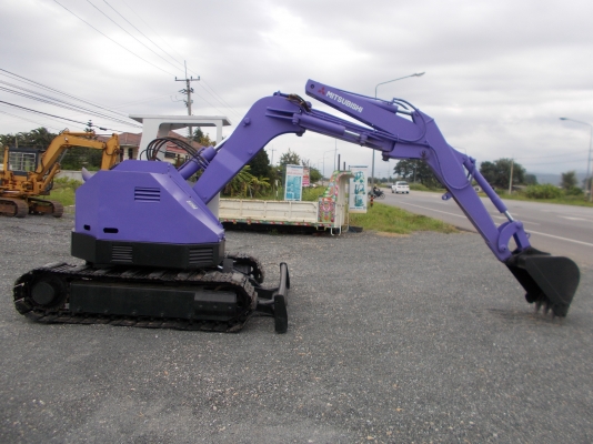 ขายรถแบคโฮ  MITSUBISHI MX50 แทรก เหล็ก คอสไลด์