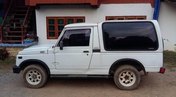 ซูซูกิ แคริเบี้ยน 4*4 สีขาว ปี 31 สภาพเก่าเก็บ เดิม ๆ ราคา เบา ๆ