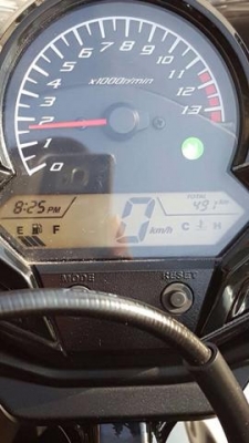 Honda Cbr 150i สีดำ สภาพป้ายแดง รถ 4 เดือน ใช้งานน้อย 491 กม สวย ๆ