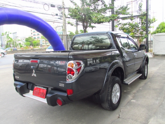 MITSUBISHI TRITON PLIS DOUBLE CAB 2.5 VG TURBO ปี2013