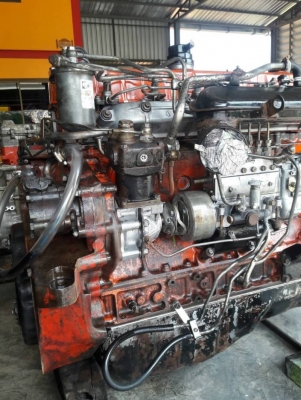 ขายเครื่องยนต์ 6SD1--240 ครับ สนใจติดต่อวุศอะไหล่ 081-1951535(คุณวุฒิ)