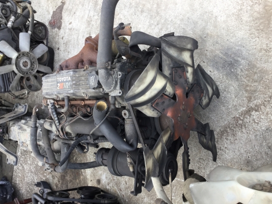 เครื่องรถโฟล์คลิฟท์เก่าเเท้ญี่ปุ่น 2dz