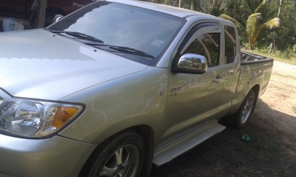 TOYOTA Vigo 2.5G 2006 มือเดียวพร้อมใช้งาน วิ่ง 1.3 แสน โทร 0915277882 TOYOTA Vigo 2.5G 2006 มือเดียวพร้อมใช้งาน วิ่ง 1.3 แสน โทร 0915277882