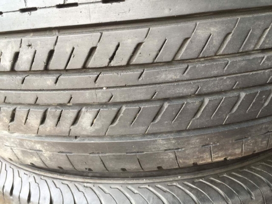 ขายยางบริสโตน ดูราวิส ปี14 215/70/15 4เส้น ขายยางบริสโตน ดูราวิส ปี14 215/70/15 4เส้น