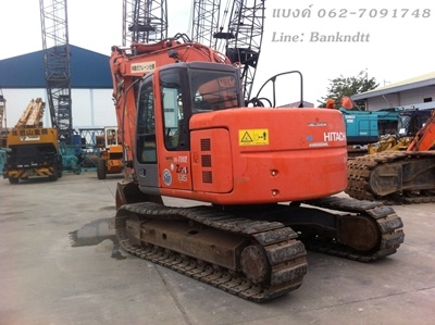 HITACHI ZX135US