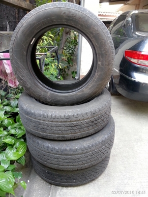 ขายยาง Toyo Japan 225/65/R17 4 เส้น 4000 บาท
