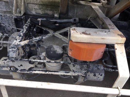 รถโม่มือสองญี่ปุ่น NISSAN UD เครื่องFE6 โม่4คิว