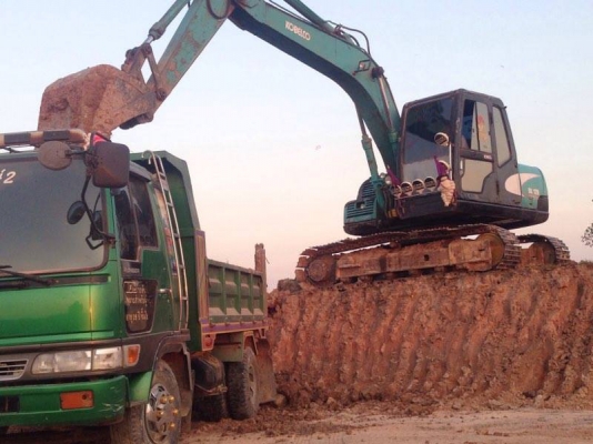 **680,000 บ.ต่อรอง/// แบคโฮ KOBELCO SK100 MARK V(5) Super ไฟครบ อินวอย **ขาย KOBELCO MARK-5 SK100 ซุปเปอร์ แบคโฮ100 สภาพดี พร้อมใช้งาน เอกสารอินวอย HYD.EXCAVATOR KOBELCO SK100 MARK V(5) SUPER ไฟฟ้าครบ เครื่องเดิม ปั้มเดิม ครับ เครื่อง ISUZU 4BG1-4สูบ 78HP