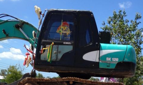 **680,000 บ.ต่อรอง/// แบคโฮ KOBELCO SK100 MARK V(5) Super ไฟครบ อินวอย **ขาย KOBELCO MARK-5 SK100 ซุปเปอร์ แบคโฮ100 สภาพดี พร้อมใช้งาน เอกสารอินวอย HYD.EXCAVATOR KOBELCO SK100 MARK V(5) SUPER ไฟฟ้าครบ เครื่องเดิม ปั้มเดิม ครับ เครื่อง ISUZU 4BG1-4สูบ 78HP