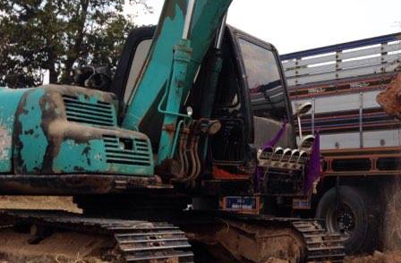 **680,000 บ.ต่อรอง/// แบคโฮ KOBELCO SK100 MARK V(5) Super ไฟครบ อินวอย **ขาย KOBELCO MARK-5 SK100 ซุปเปอร์ แบคโฮ100 สภาพดี พร้อมใช้งาน เอกสารอินวอย HYD.EXCAVATOR KOBELCO SK100 MARK V(5) SUPER ไฟฟ้าครบ เครื่องเดิม ปั้มเดิม ครับ เครื่อง ISUZU 4BG1-4สูบ 78HP