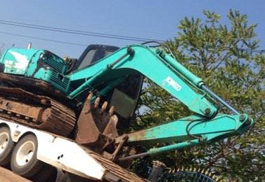 **680,000 บ.ต่อรอง/// แบคโฮ KOBELCO SK100 MARK V(5) Super ไฟครบ อินวอย **ขาย KOBELCO MARK-5 SK100 ซุปเปอร์ แบคโฮ100 สภาพดี พร้อมใช้งาน เอกสารอินวอย HYD.EXCAVATOR KOBELCO SK100 MARK V(5) SUPER ไฟฟ้าครบ เครื่องเดิม ปั้มเดิม ครับ เครื่อง ISUZU 4BG1-4สูบ 78HP