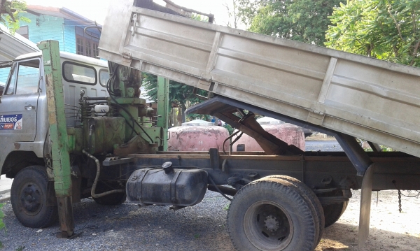 ขาย6ล้อติดเครน กะบะดั้ม ราคาถูกพร้อมใช้ 280,000