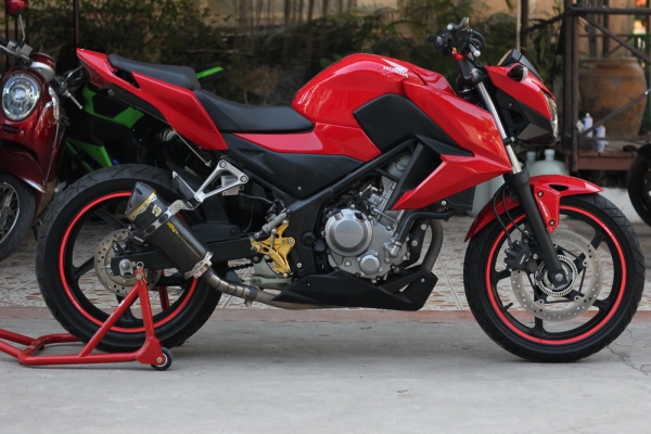 <เอิร์ท พิดโลก>ขาย cb300f ปี2014