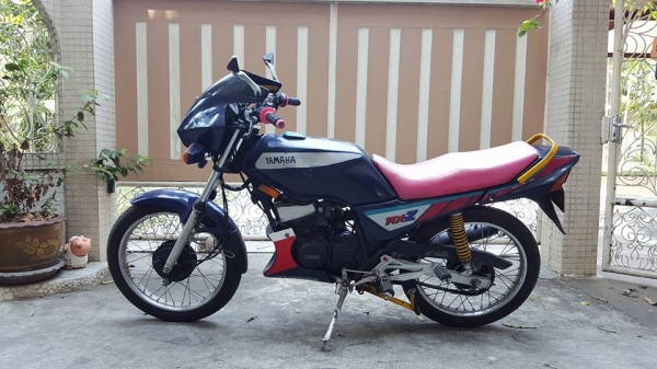 ขออนุญาติขาย YAMAHA RXZ 135 CC ทะเบียนกรุงเทพ ฟรีค่าโอน