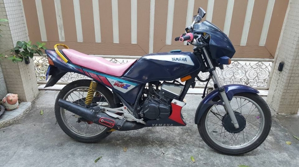 ขออนุญาติขาย YAMAHA RXZ 135 CC ทะเบียนกรุงเทพ ฟรีค่าโอน