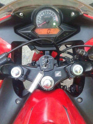ขายลูกเดียว CBR150i ปี2554 ราคาเบาๆ เล่มชุดโอนครบ