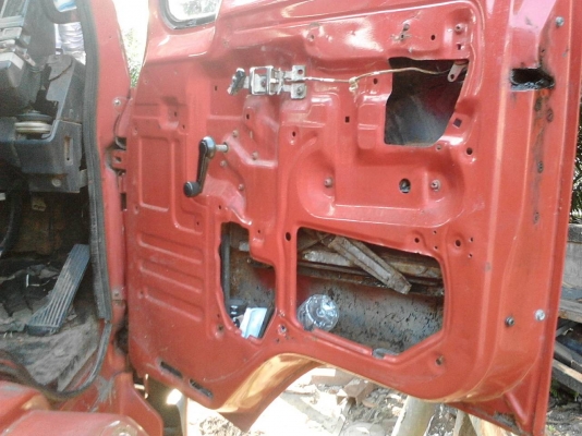 รถอีซูซุ 10 ล้อ บรรทุกน้ำมัน  JCM 175 แรงม้า.   สนใจติดต่อ  081 - 6079515