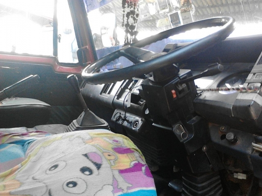 รถอีซูซุ 10 ล้อ บรรทุกน้ำมัน  JCM 175 แรงม้า.   สนใจติดต่อ  081 - 6079515