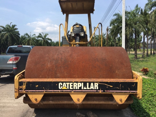 ขาย รถบด CAT  - CS533E.  ( รถทำงาน 1,xxx ชม. )    สนใจติดต่อ  081 - 6079515