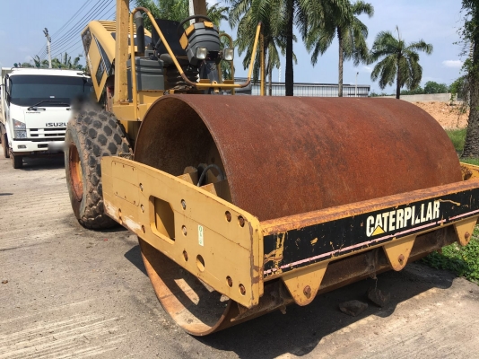 ขาย รถบด CAT  - CS533E.  ( รถทำงาน 1,xxx ชม. )    สนใจติดต่อ  081 - 6079515