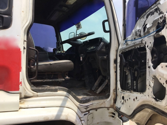 รถอีซูซุ  10  ล้อ โม่ปูน  FXZ  270 แรงม้า. ปี 49.    สนใจติดต่อ  081 - 6079515