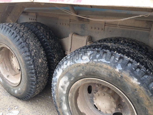 รถอีซูซุ  10  ล้อ โม่ปูน  FXZ  270 แรงม้า. ปี 49.    สนใจติดต่อ  081 - 6079515