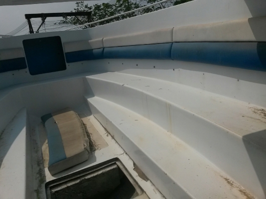 เรือสปีดโบ๊ท 2 เครื่อง 2 จังหวะ 200 แรง  (ซื้อ1แถม1)