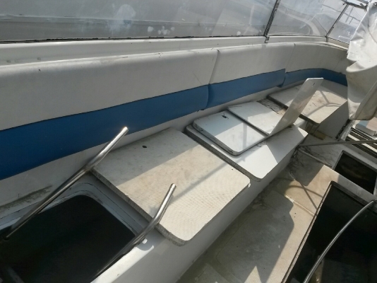 เรือสปีดโบ๊ท 2 เครื่อง 2 จังหวะ 200 แรง  (ซื้อ1แถม1)