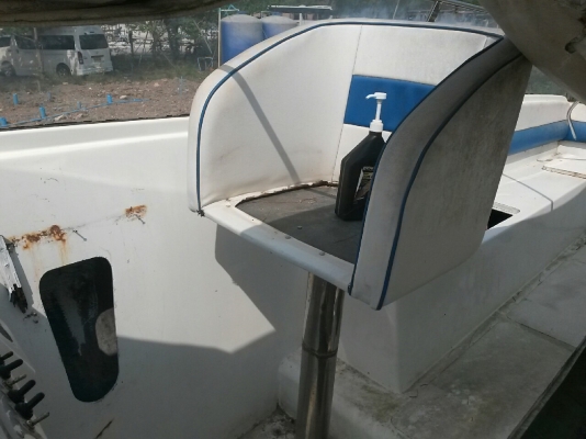 เรือสปีดโบ๊ท 2 เครื่อง 2 จังหวะ 200 แรง  (ซื้อ1แถม1)