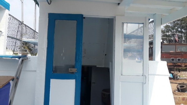 เรือทัวร์ พร้อมใช้งาน เอกสารใบอนุญาติครบ