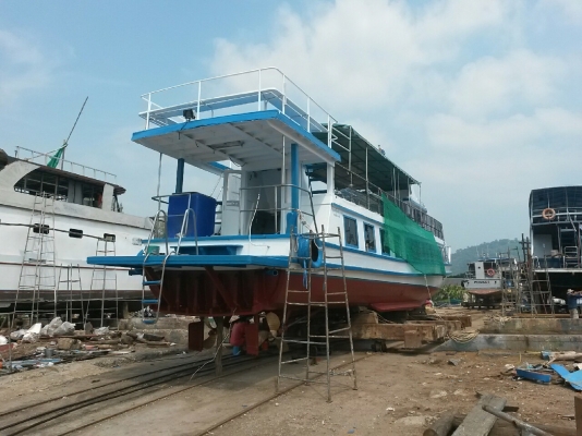 เรือทัวร์ พร้อมใช้งาน เอกสารใบอนุญาติครบ