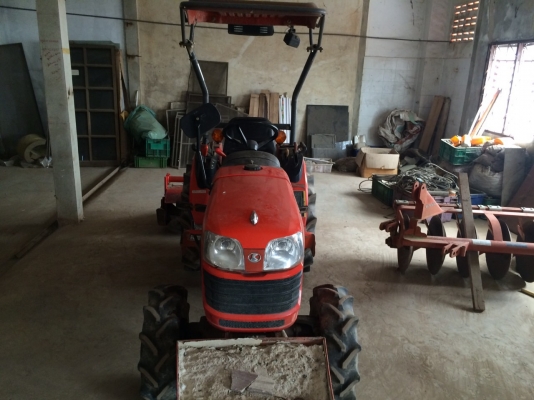 ขายรถไถคูโบต้า24แรง สภาพ80\% ขายรถไถคูโบต้า24แรง สภาพ80\%