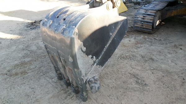 **380,000 บ.ต่อรอง/// แบคโฮ KOMATSU PC80-3 ไฟตัด อุปกรณ์ จอ+กล่อง มี เอกสารสัญญาซื้อขาย **ขาย KOMATSU PC80-3 แบคโฮสภาพดี ราคาเบา เอกสารสัญญาซื้อขาย HYD.EXCAVATOR KOMATSU PC80-3 S/N.02383 เครื่องเดิม ปั้มเดิม ครับ อุปกรณ์ จอ+กล่อง ครบ ไฟฟ้าตัด เครื่องKOMAT