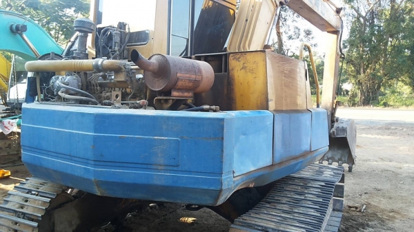 **380,000 บ.ต่อรอง/// แบคโฮ KOMATSU PC80-3 ไฟตัด อุปกรณ์ จอ+กล่อง มี เอกสารสัญญาซื้อขาย **ขาย KOMATSU PC80-3 แบคโฮสภาพดี ราคาเบา เอกสารสัญญาซื้อขาย HYD.EXCAVATOR KOMATSU PC80-3 S/N.02383 เครื่องเดิม ปั้มเดิม ครับ อุปกรณ์ จอ+กล่อง ครบ ไฟฟ้าตัด เครื่องKOMAT