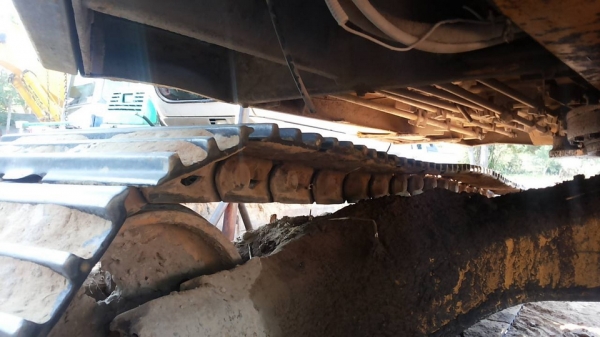 **380,000 บ.ต่อรอง/// แบคโฮ KOMATSU PC80-3 ไฟตัด อุปกรณ์ จอ+กล่อง มี เอกสารสัญญาซื้อขาย **ขาย KOMATSU PC80-3 แบคโฮสภาพดี ราคาเบา เอกสารสัญญาซื้อขาย HYD.EXCAVATOR KOMATSU PC80-3 S/N.02383 เครื่องเดิม ปั้มเดิม ครับ อุปกรณ์ จอ+กล่อง ครบ ไฟฟ้าตัด เครื่องKOMAT