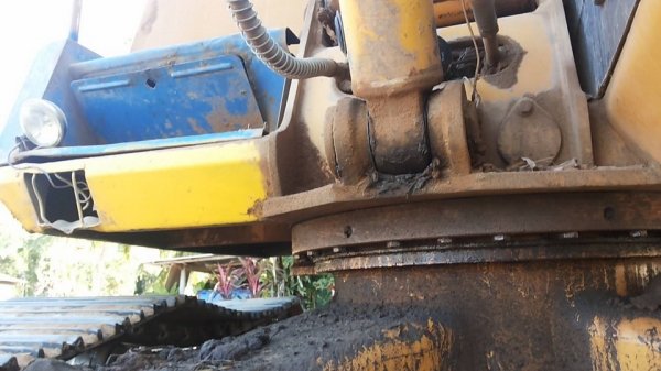 **380,000 บ.ต่อรอง/// แบคโฮ KOMATSU PC80-3 ไฟตัด อุปกรณ์ จอ+กล่อง มี เอกสารสัญญาซื้อขาย **ขาย KOMATSU PC80-3 แบคโฮสภาพดี ราคาเบา เอกสารสัญญาซื้อขาย HYD.EXCAVATOR KOMATSU PC80-3 S/N.02383 เครื่องเดิม ปั้มเดิม ครับ อุปกรณ์ จอ+กล่อง ครบ ไฟฟ้าตัด เครื่องKOMAT