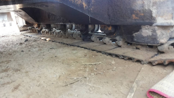 **380,000 บ.ต่อรอง/// แบคโฮ KOMATSU PC80-3 ไฟตัด อุปกรณ์ จอ+กล่อง มี เอกสารสัญญาซื้อขาย **ขาย KOMATSU PC80-3 แบคโฮสภาพดี ราคาเบา เอกสารสัญญาซื้อขาย HYD.EXCAVATOR KOMATSU PC80-3 S/N.02383 เครื่องเดิม ปั้มเดิม ครับ อุปกรณ์ จอ+กล่อง ครบ ไฟฟ้าตัด เครื่องKOMAT